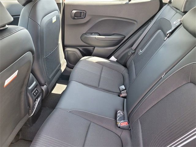 New 2025 Hyundai Venue Limited image 13