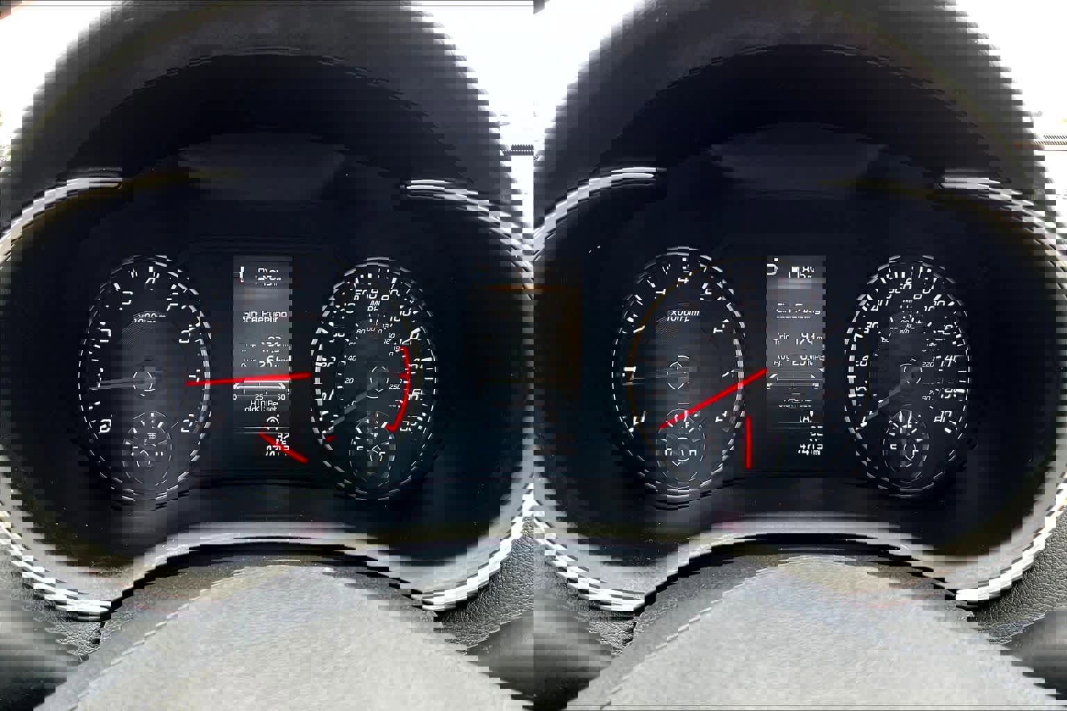 Used 2023 Kia Stinger GT-Line w/ Sun & Sound Package image 26