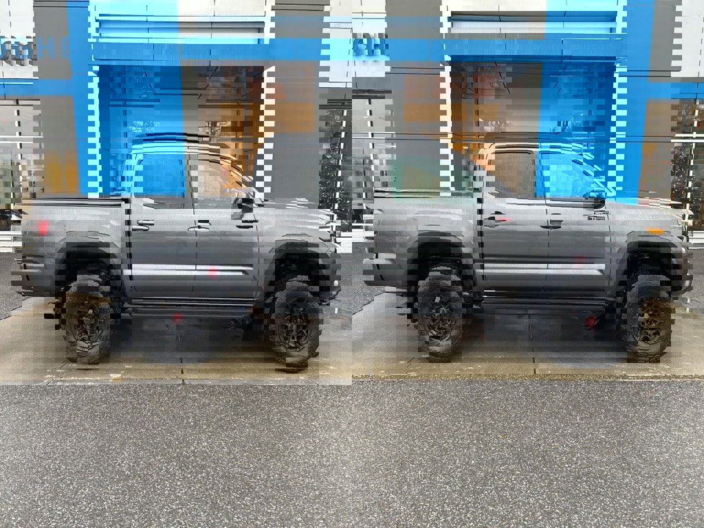 Used 2021 Toyota Tacoma TRD Pro video 2