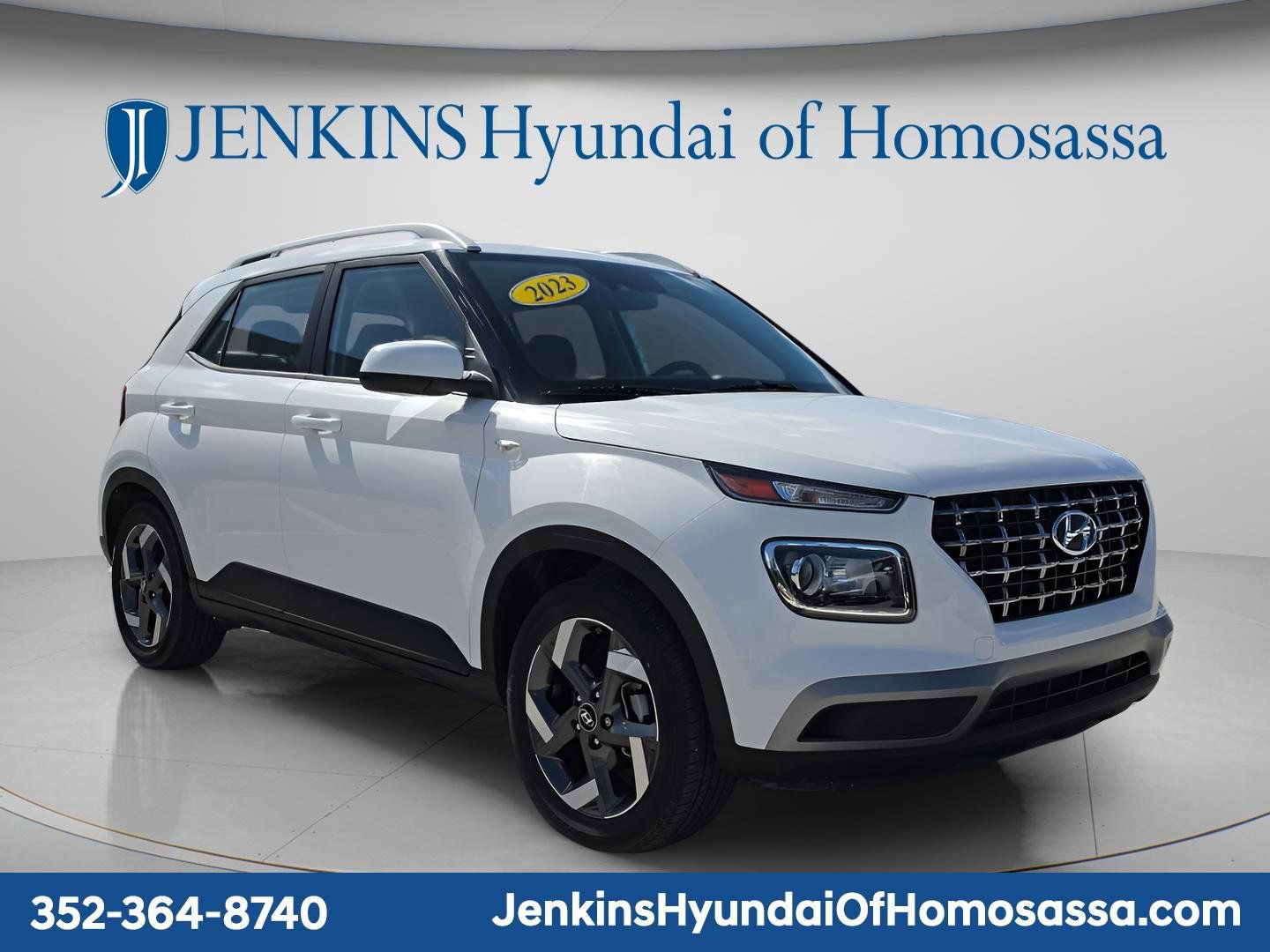Used 2023 Hyundai Venue SEL image 12