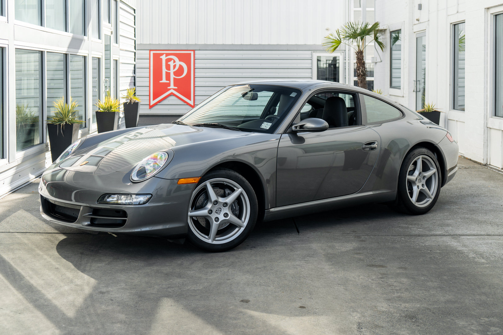 Used 2007 Porsche 911 Carrera RWD image 2