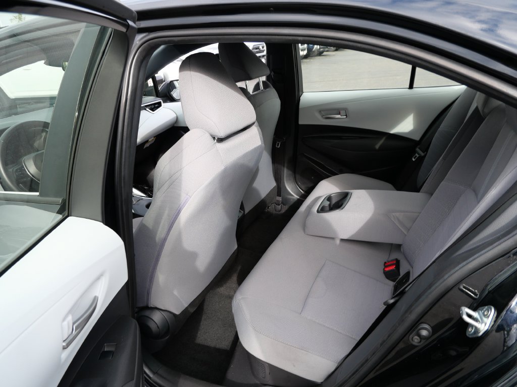 Certified 2026 Toyota Corolla SE w/ SE Premium Package FWD image 11