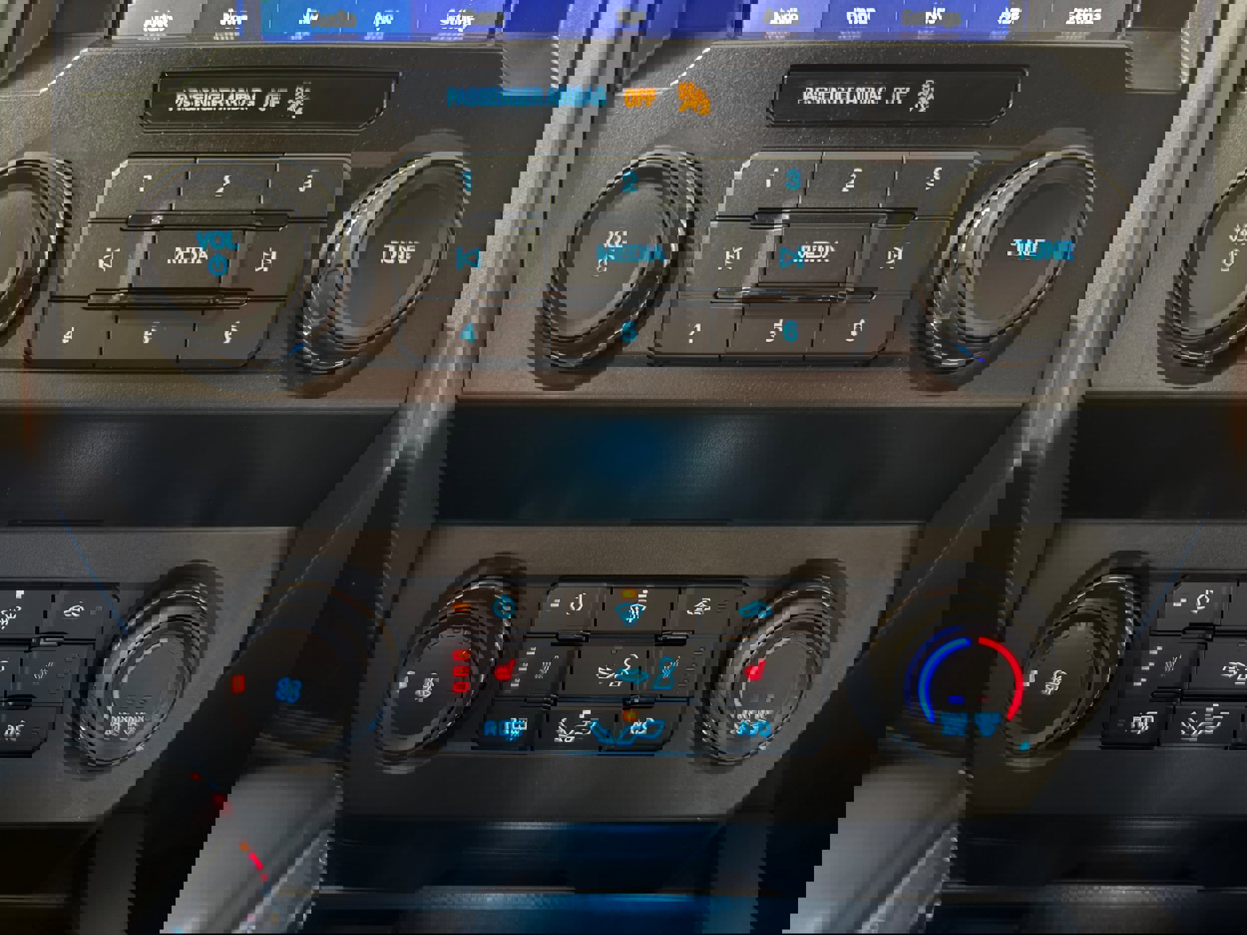 Used 2019 Ford F150 XLT w/ Equipment Group 302A Luxury image 14