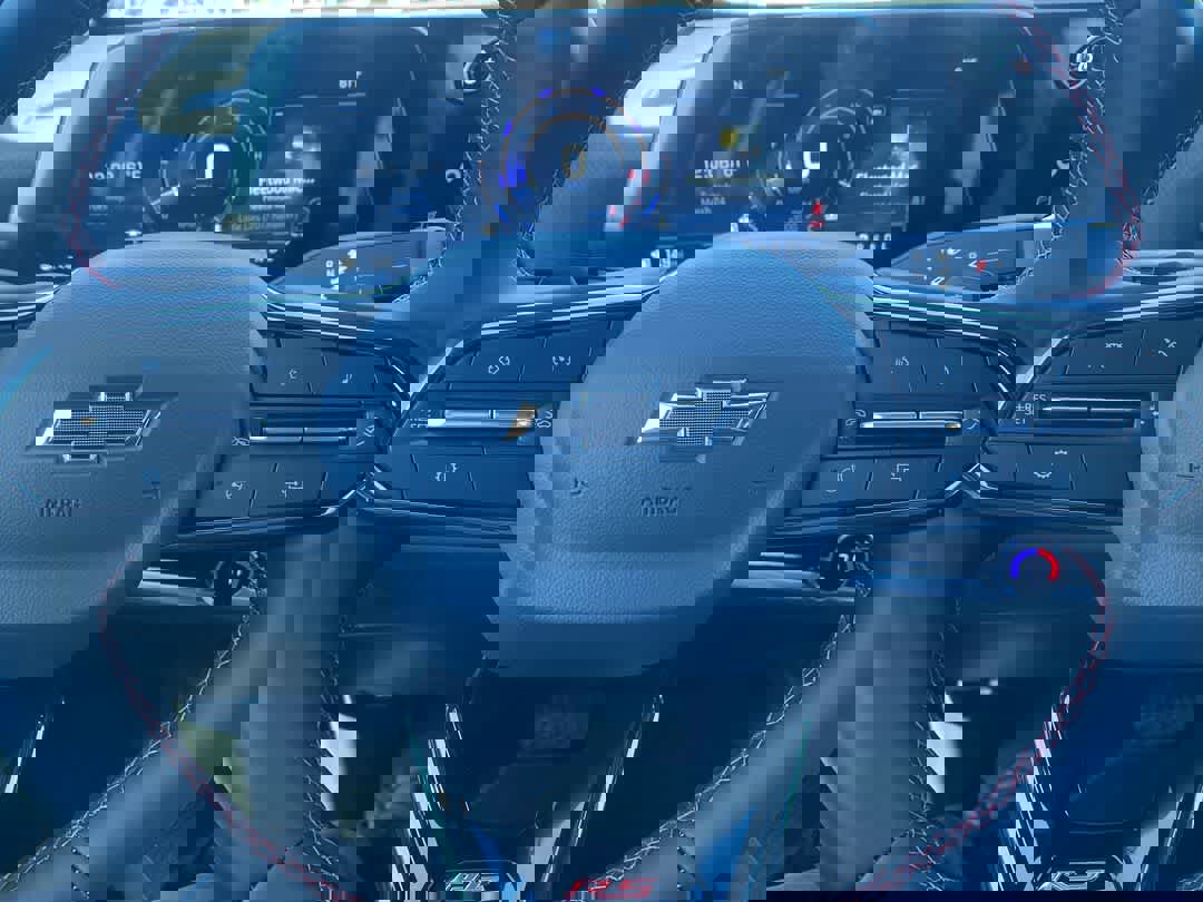 Used 2026 Chevrolet Equinox RS w/ Safety and Technology Package image 14