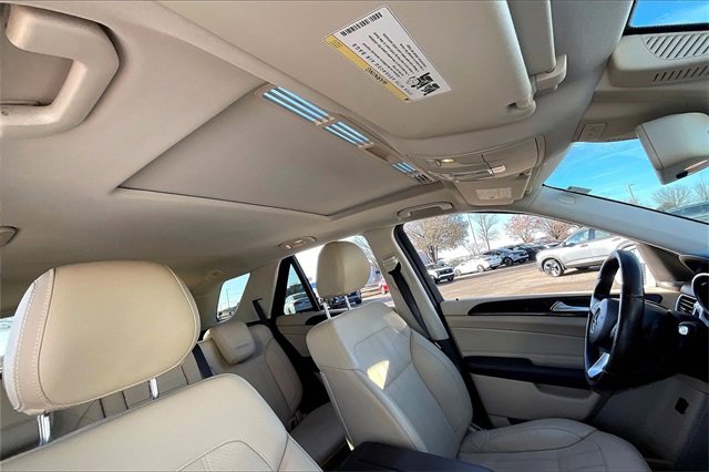 Used 2018 Mercedes-Benz GLE 350 w/ Premium 1 Package image 20