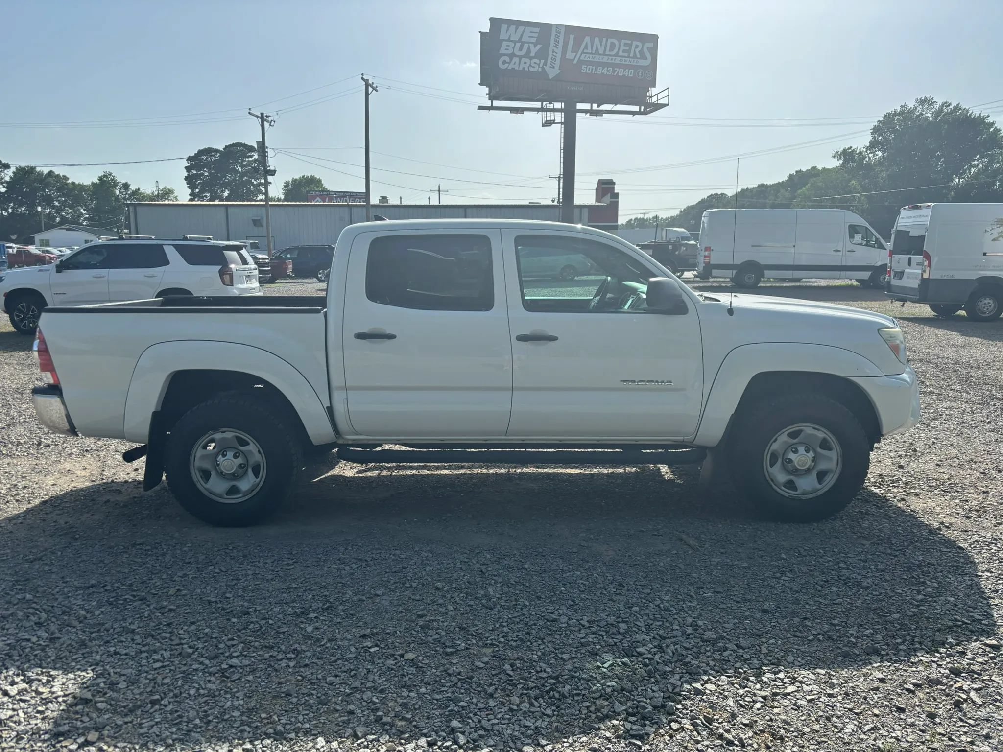 Used 2015 Toyota Tacoma PreRunner w/ SR5 Package RWD image 9