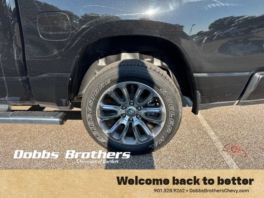 Used 2023 RAM 1500 Laramie AWD/4WD image 12