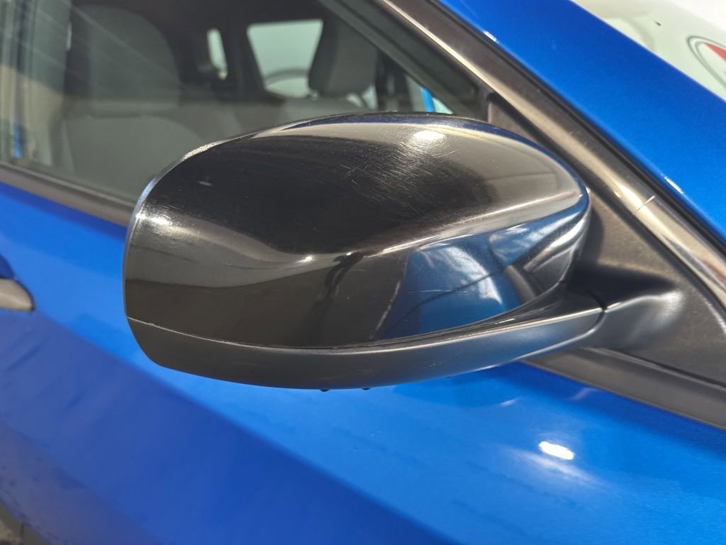 Used 2023 Jeep Compass Sport image 10