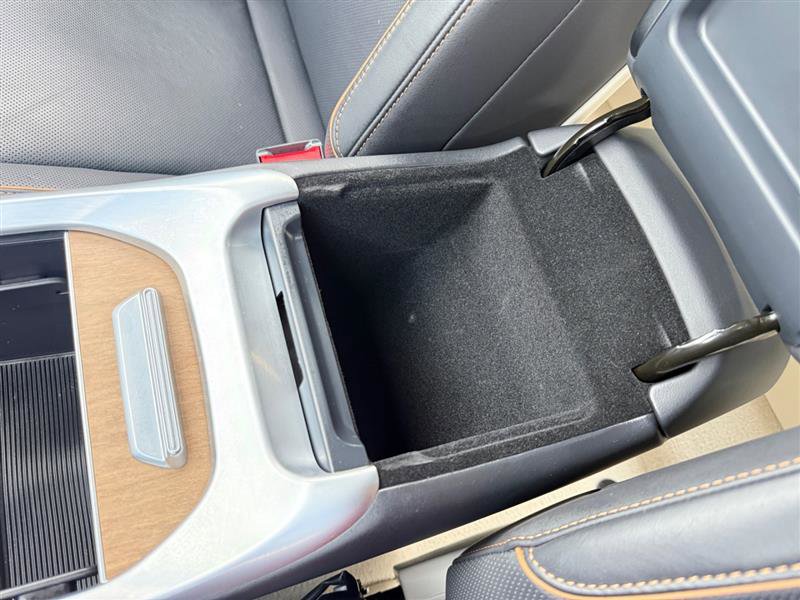 Used 2024 Lucid Air Pure image 34