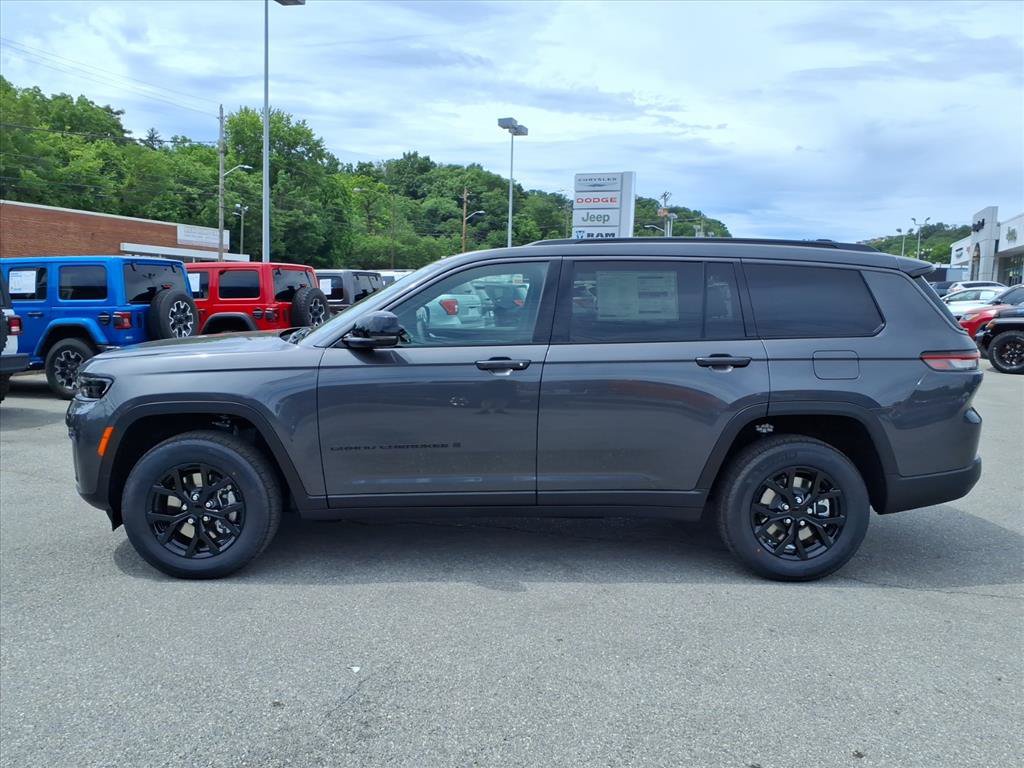 New 2026 Jeep Grand Cherokee L 4WD image 7