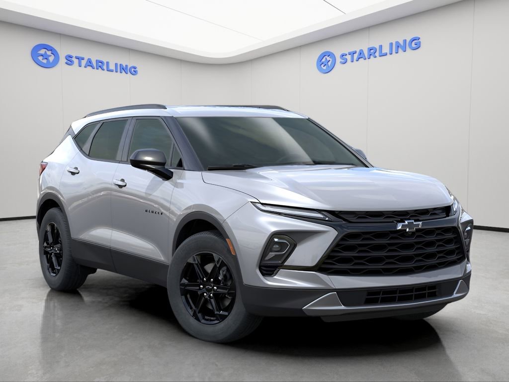 New 2025 Chevrolet Blazer LT w/ Midnight/Sport Edition FWD image 5