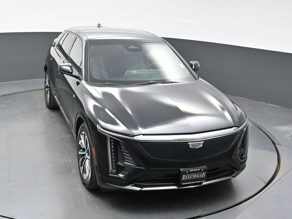 Certified 2024 Cadillac Lyriq Sport w/ LPO, Floor Liner Package AWD/4WD image 32