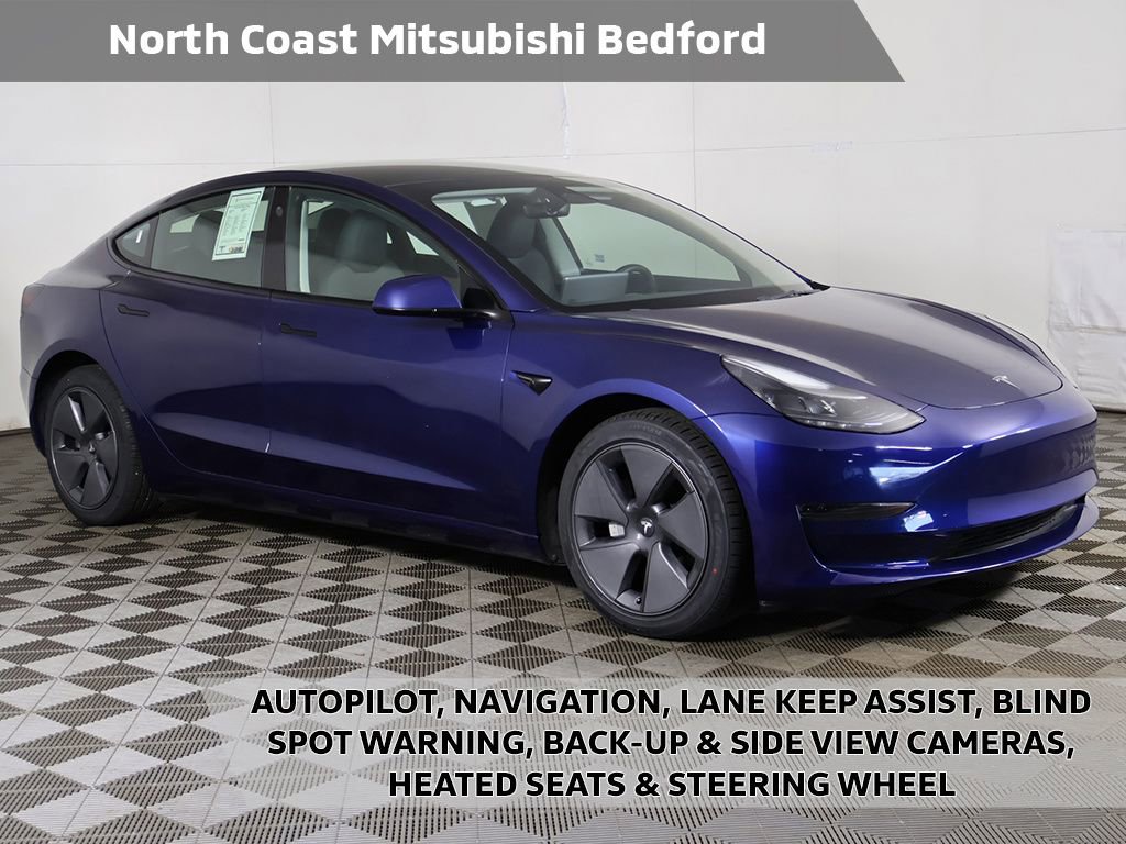 Used 2023 Tesla Model 3 Standard Range RWD image 1