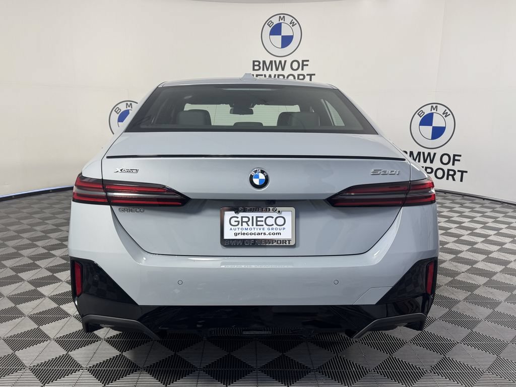 New 2027 BMW 530i xDrive w/ M Sport Package AWD/4WD image 7