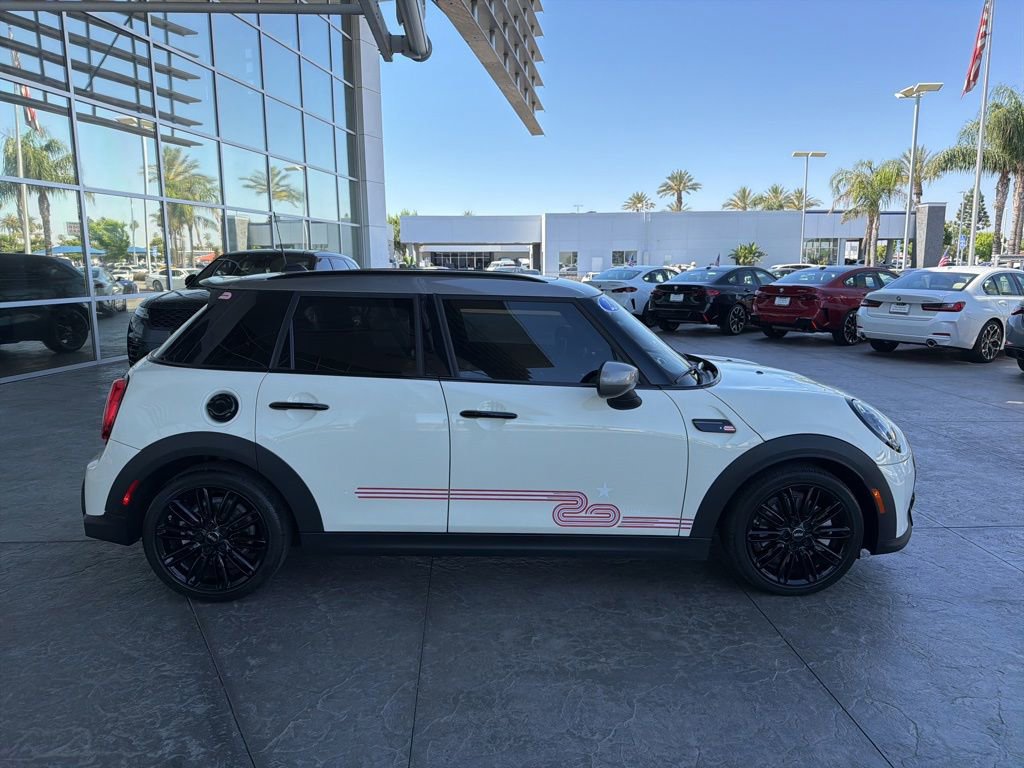 Used 2023 MINI Cooper S FWD image 3