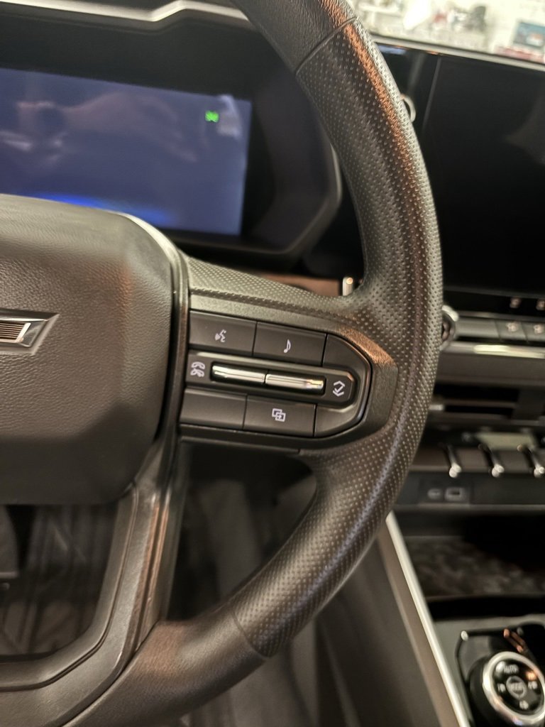 Used 2024 Chevrolet Colorado Trail Boss w/ Advanced Trailering Package image 12