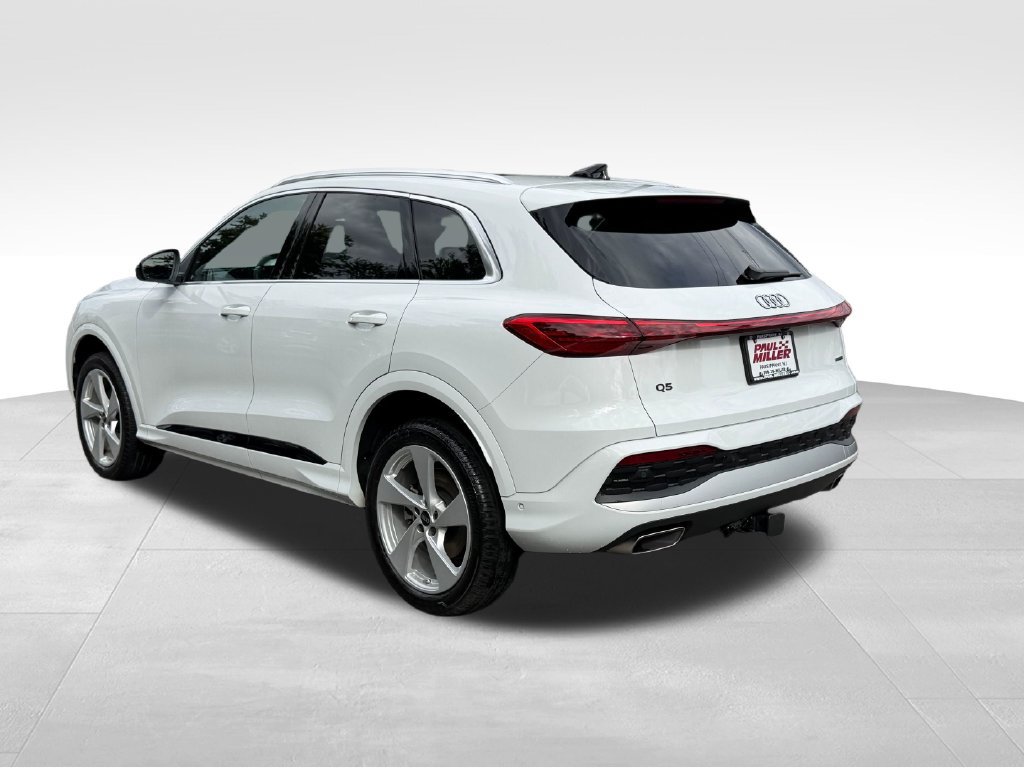Certified 2025 Audi Q5 Premium w/ Premium Plus AWD/4WD image 5