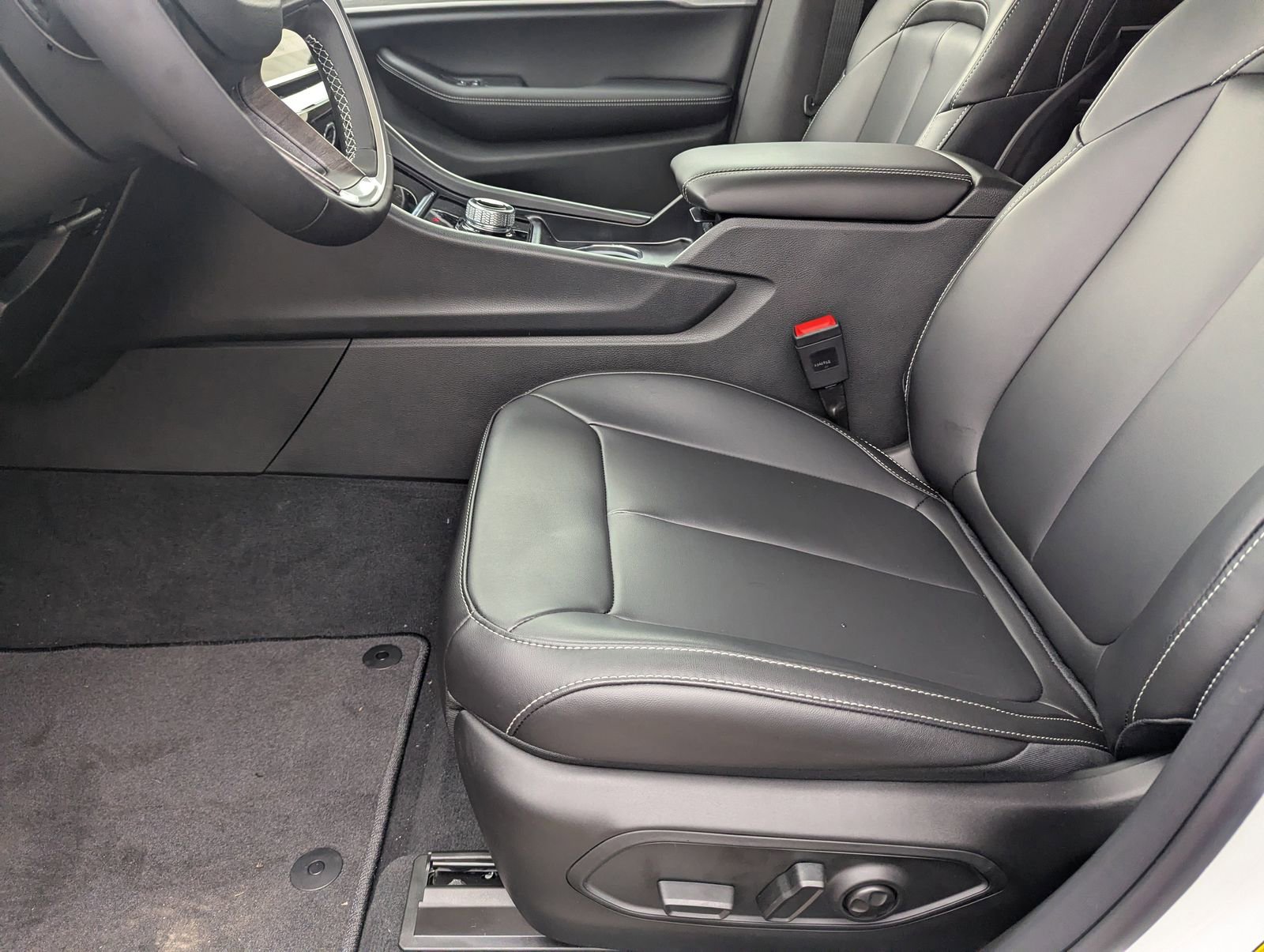New 2026 Jeep Grand Cherokee Limited image 13