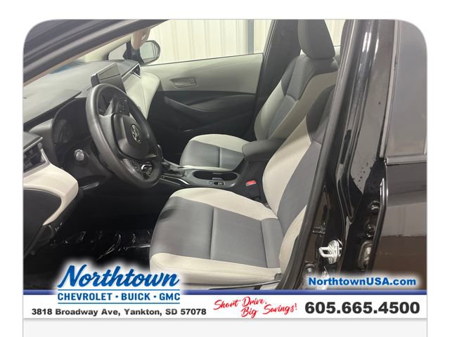 Used 2023 Toyota Corolla LE FWD image 9