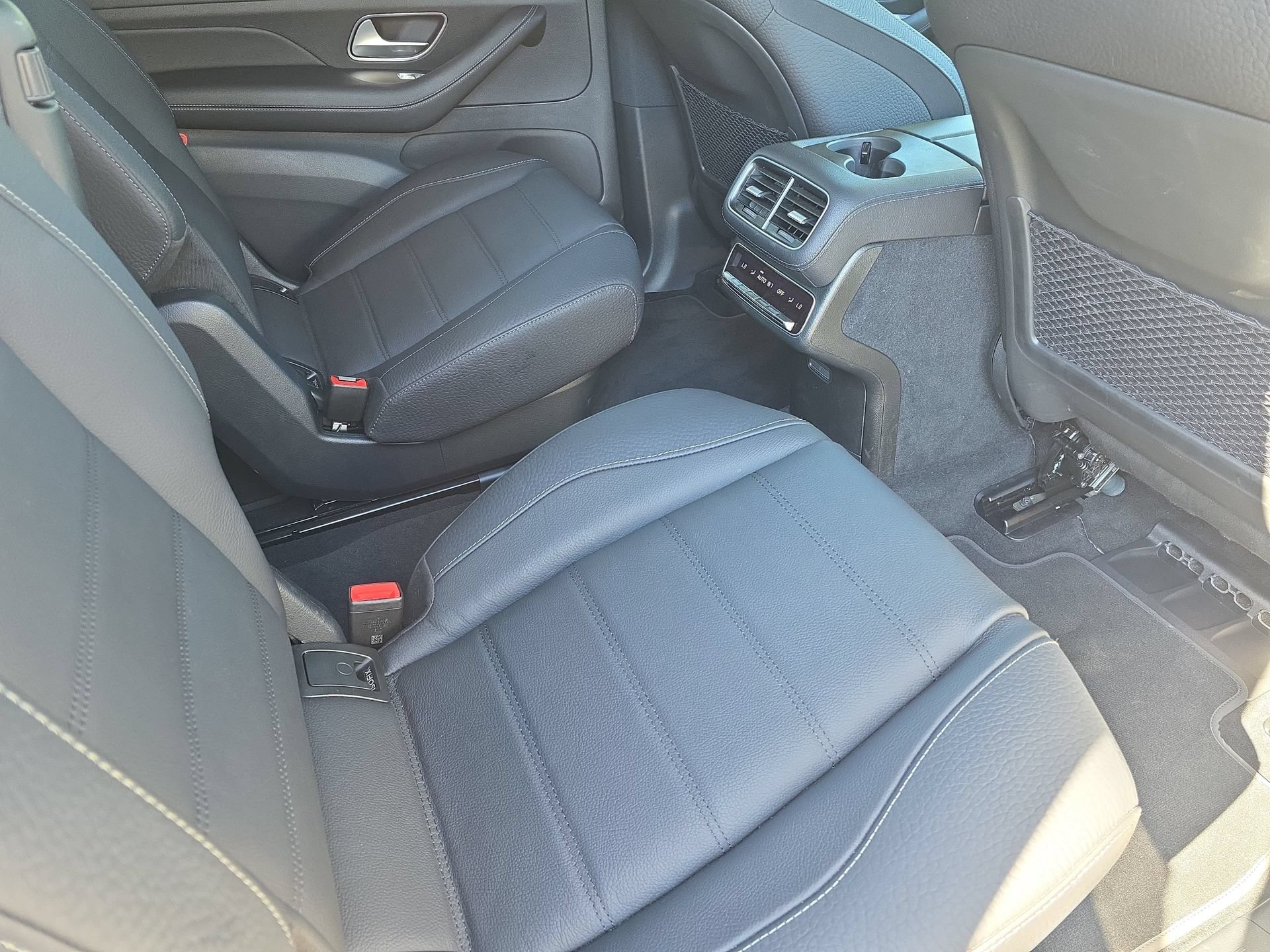Certified 2025 Mercedes-Benz GLS 450 4MATIC image 11