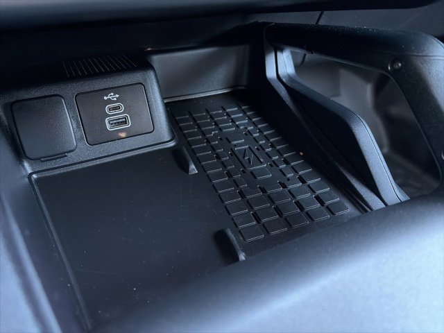 Used 2025 Ford Bronco Sport Badlands image 23