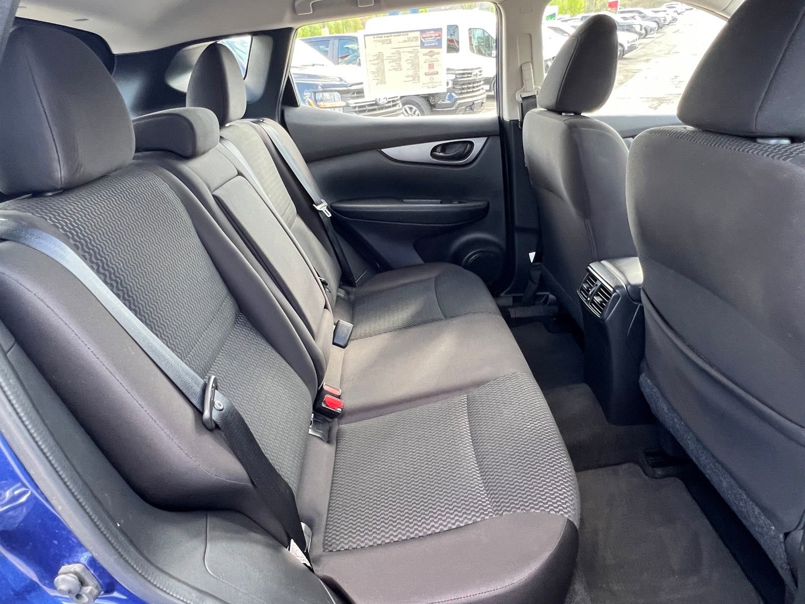 Used 2019 Nissan Rogue Sport S AWD/4WD image 3