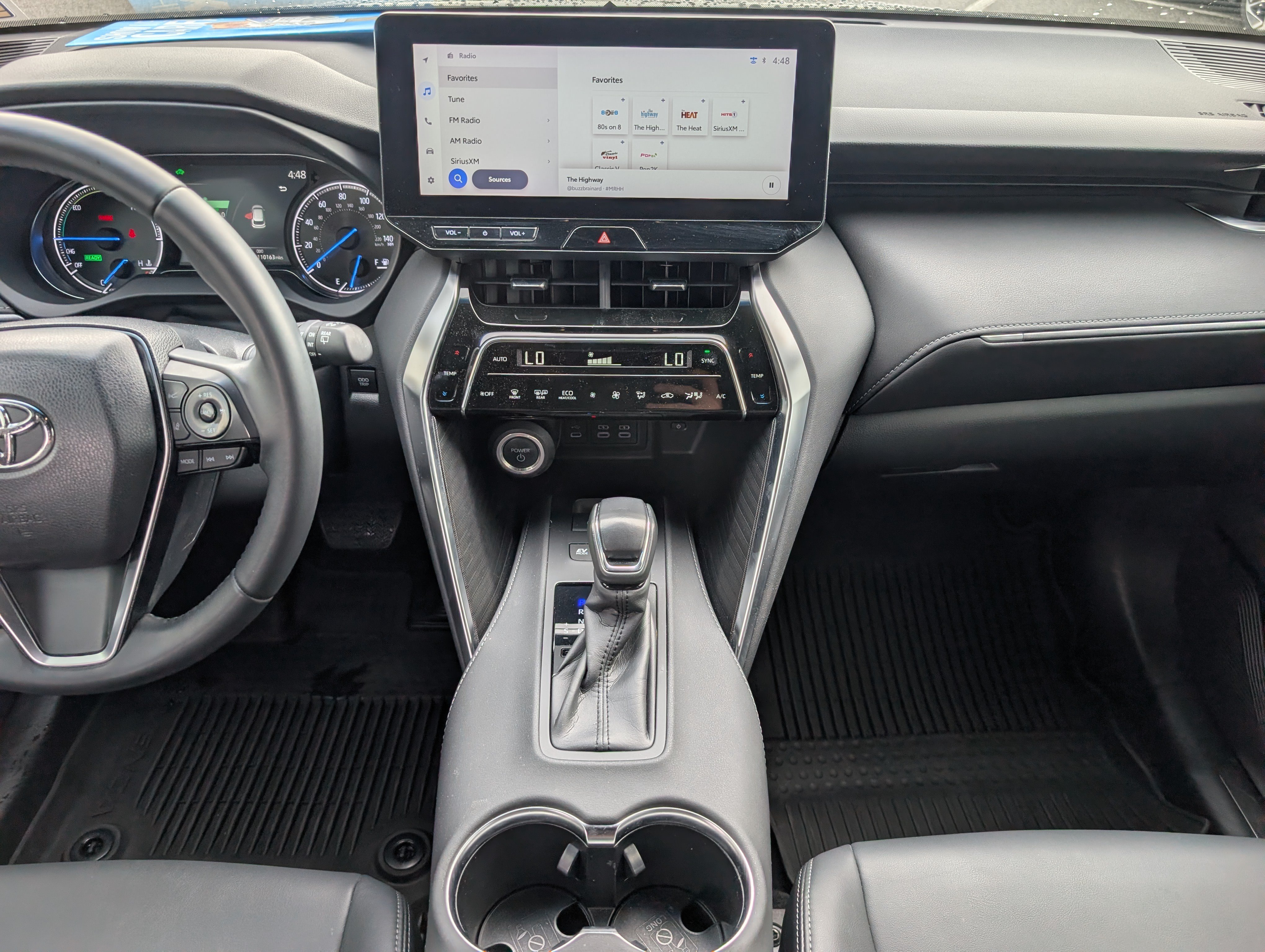 Used 2024 Toyota Venza Nightshade AWD/4WD image 7
