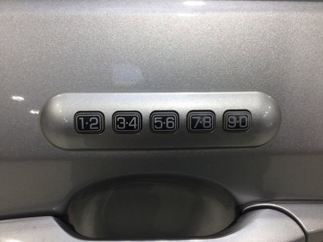 Used 2013 Ford Edge Limited w/ Driver Entry Pkg AWD/4WD image 8