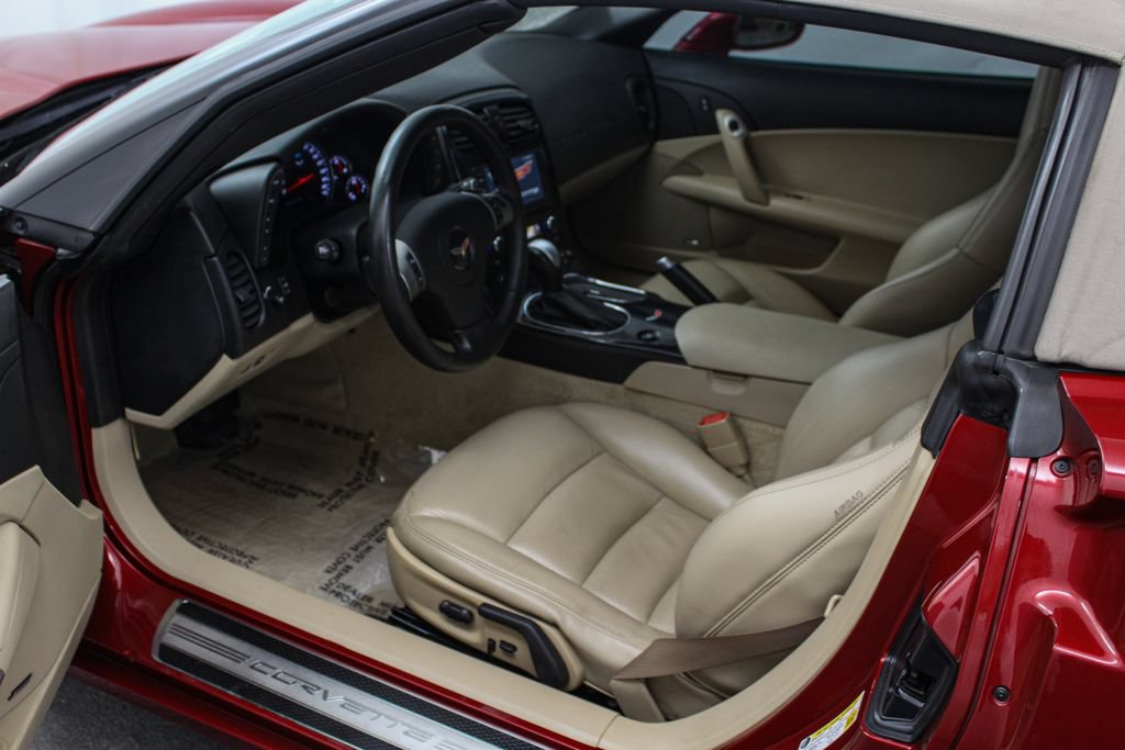 Used 2010 Chevrolet Corvette Convertible w/ Preferred Equipment Group RWD image 15