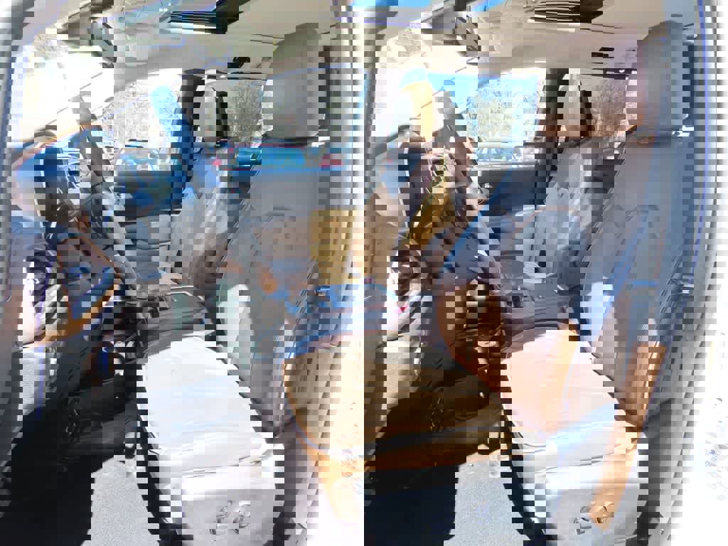 Used 2017 Chrysler Pacifica Limited image 13