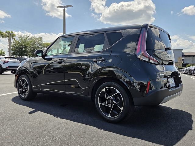 Used 2023 Kia Soul EX FWD image 4
