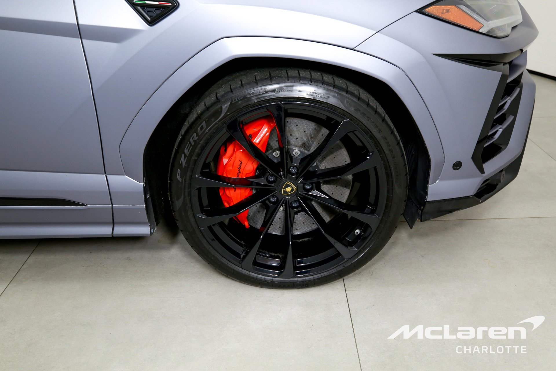 Used 2019 Lamborghini Urus image 34