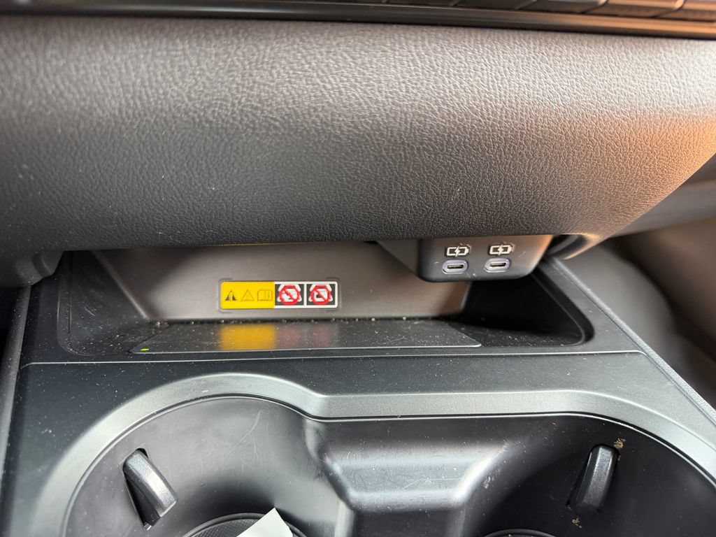 Used 2025 Lexus UX 300h AWD w/ Accessory Package (Z1) image 22