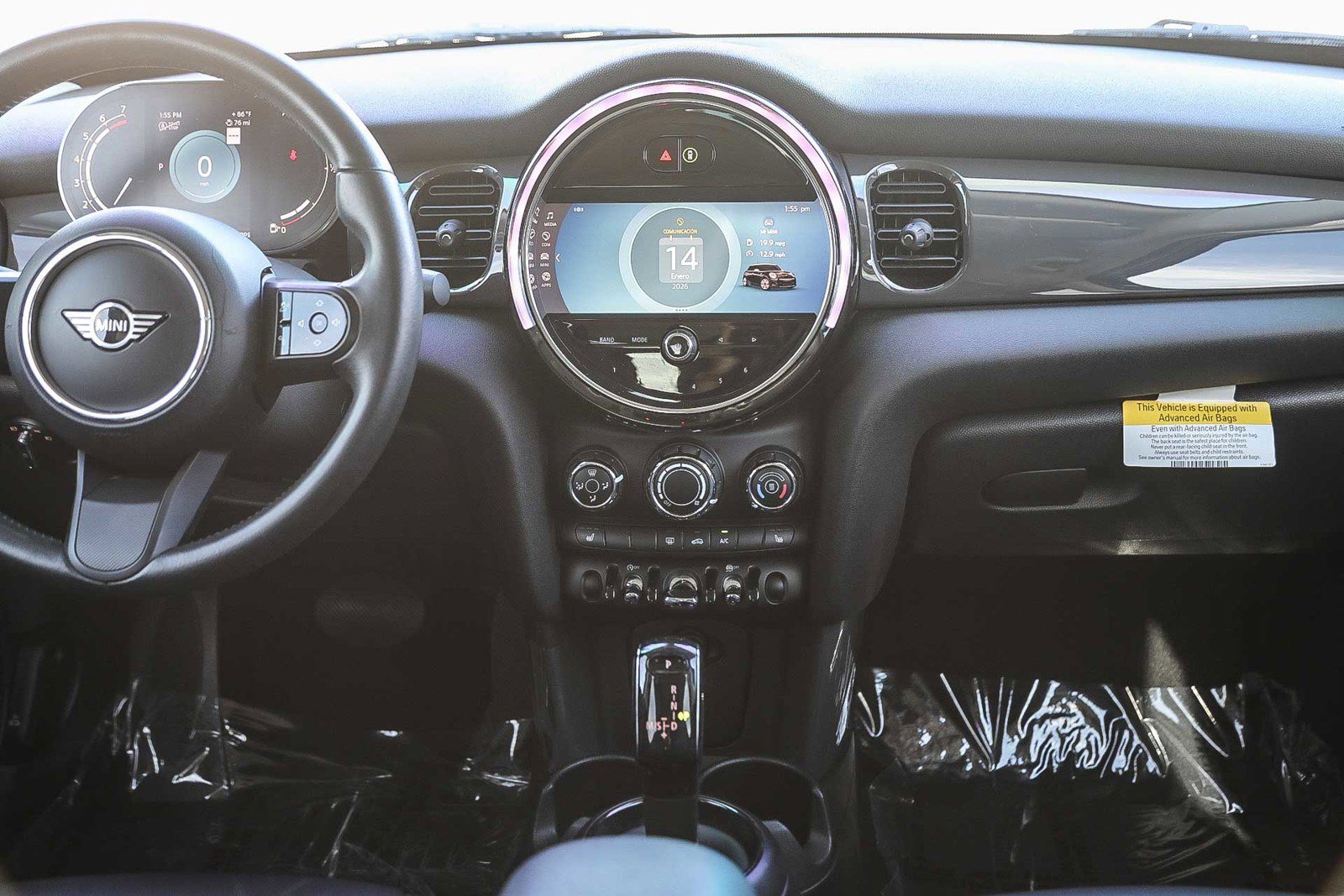 Used 2022 MINI Cooper 4-Door Hardtop image 13