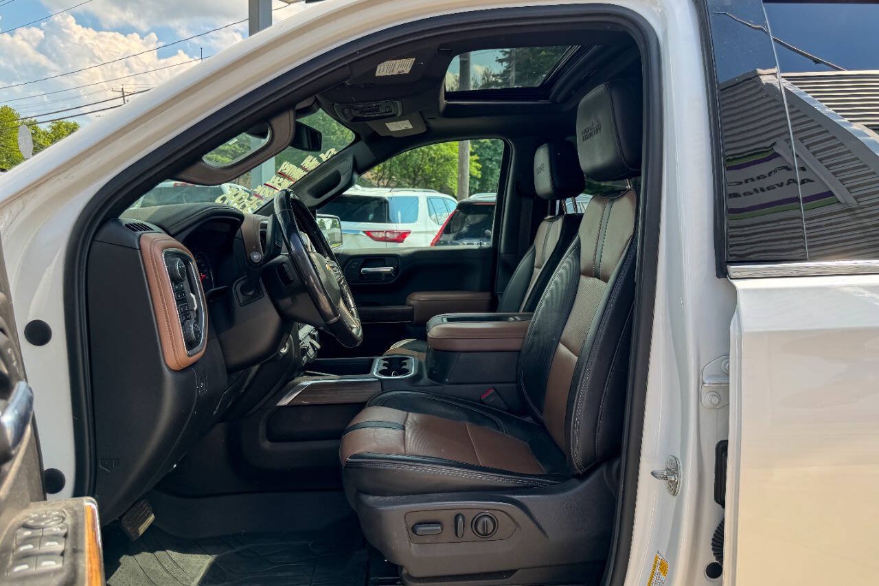 Used 2022 Chevrolet Silverado 1500 High Country w/ LPO, Dark Essentials Package AWD/4WD image 23