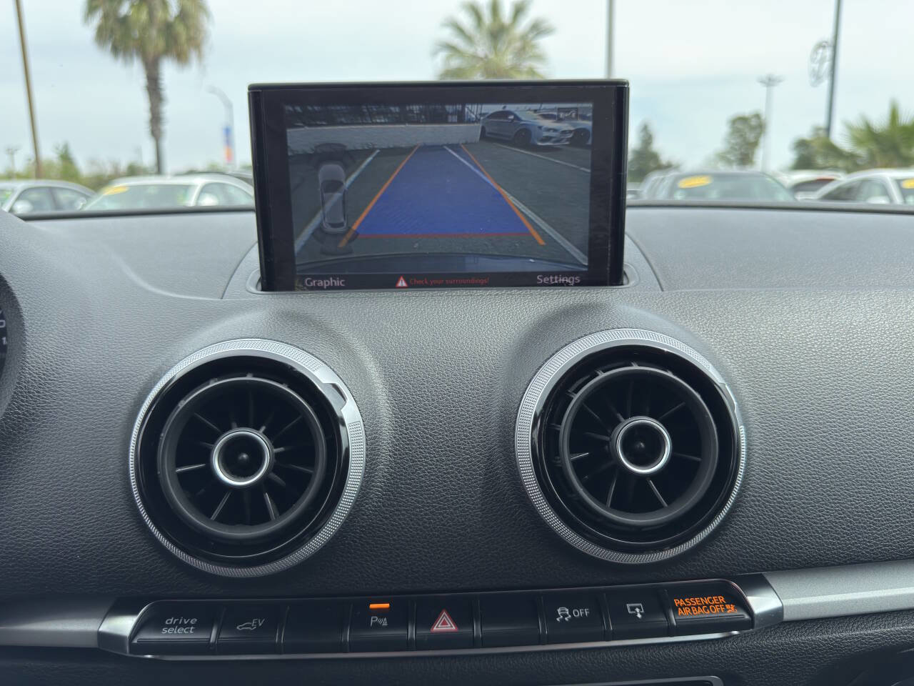 Used 2016 Audi A3 e-tron Premium w/ Audi MMI Navigation Plus image 20