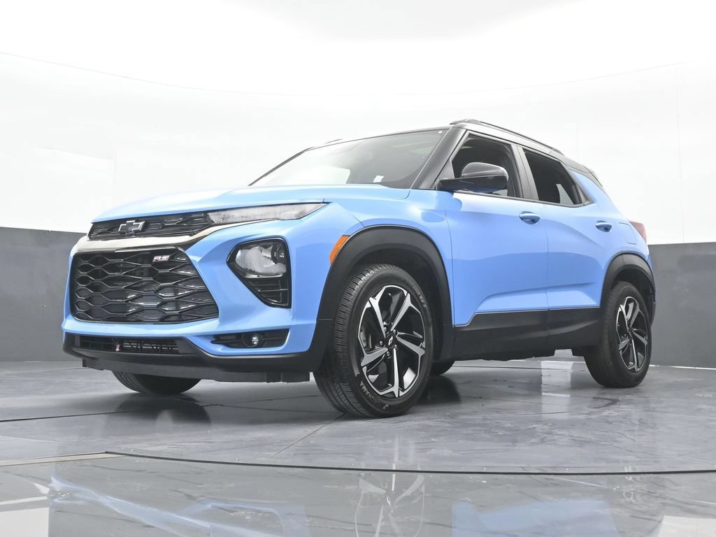 Used 2023 Chevrolet TrailBlazer RS w/ Sun and Liftgate Package FWD image 55