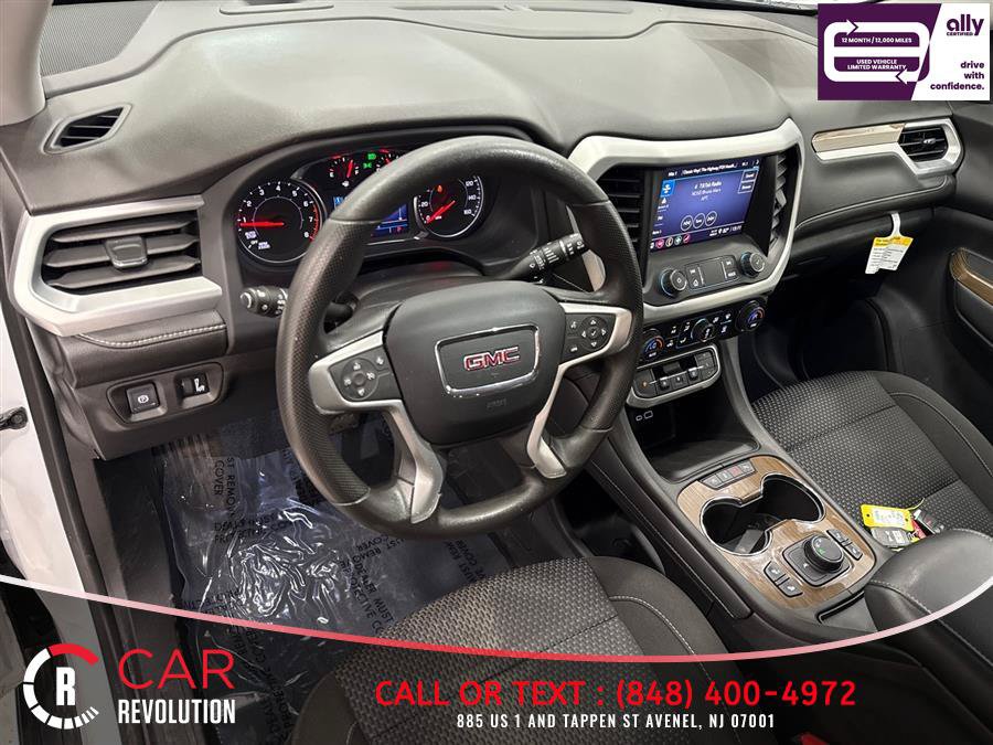 Used 2023 GMC Acadia SLE w/ Driver Convenience Package FWD image 15