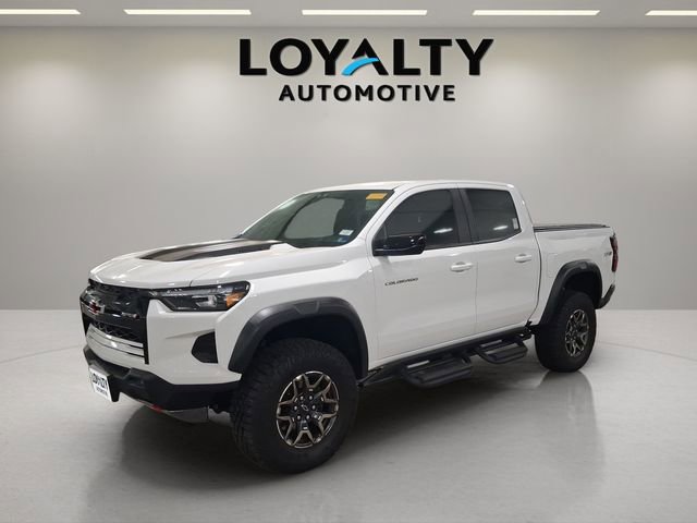 Used 2025 Chevrolet Colorado ZR2 AWD/4WD image 1