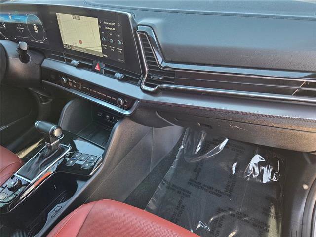 Used 2025 Kia Sportage SX image 21