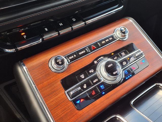 Certified 2023 Lincoln Aviator Reserve w/ Equipment Group 201A RWD image 12