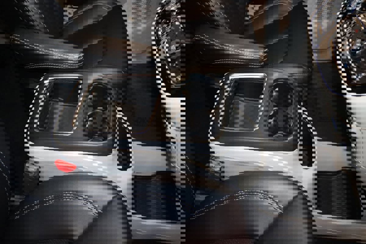 Used 2024 Chrysler Pacifica Touring-L image 58