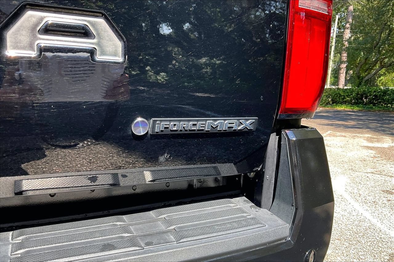 Used 2024 Toyota Tacoma Limited AWD/4WD image 21