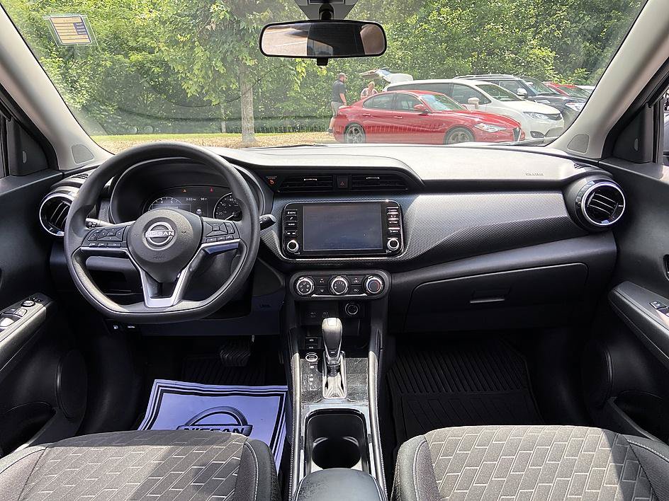 Certified 2024 Nissan Kicks SV w/ Exterior Package FWD image 2