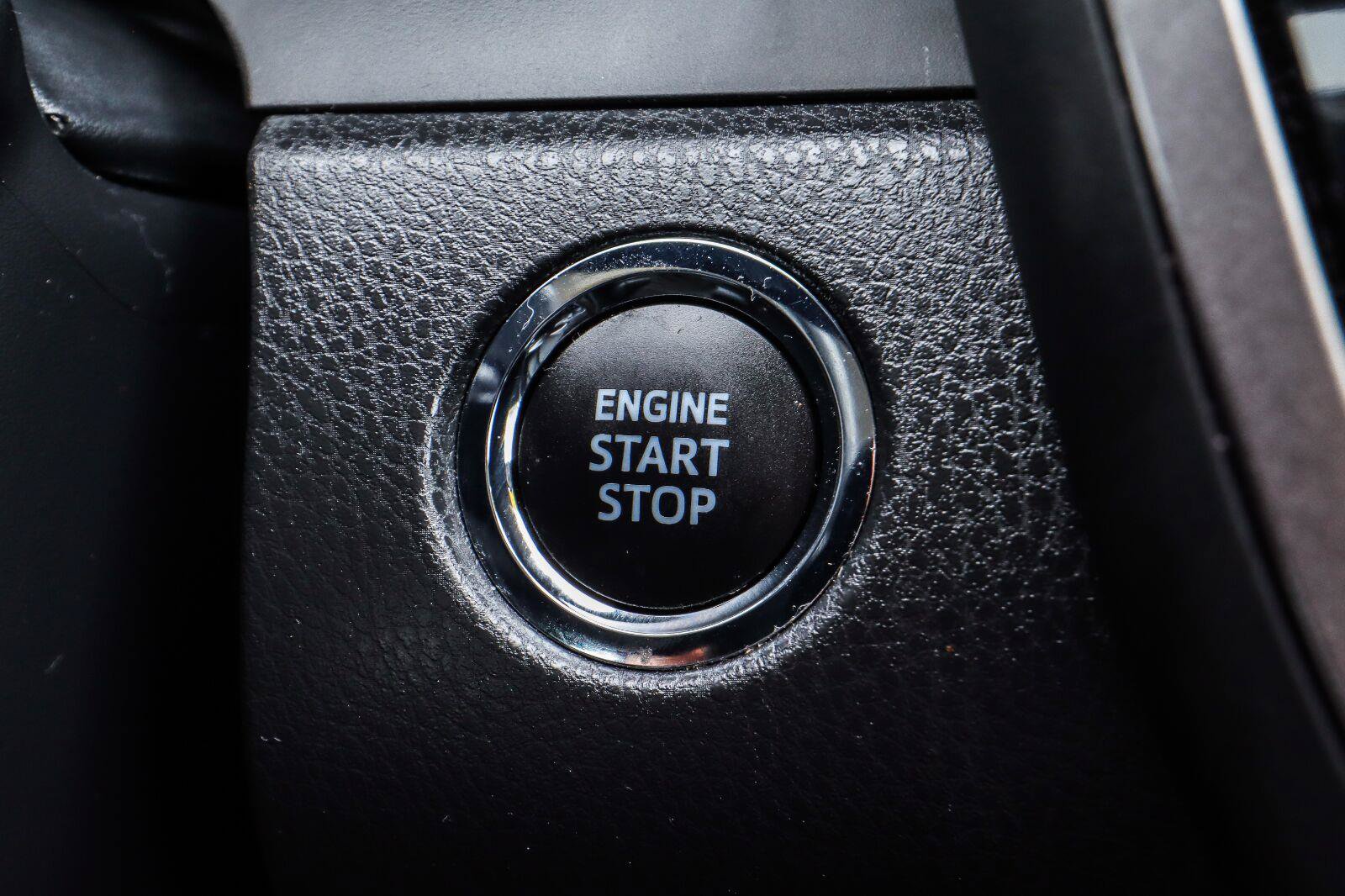 Used 2023 Toyota Camry SE FWD image 14