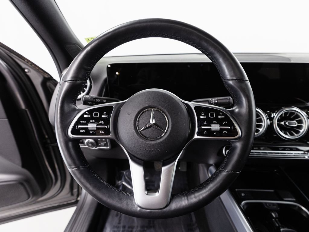 Certified 2023 Mercedes-Benz GLB 250 4MATIC image 11