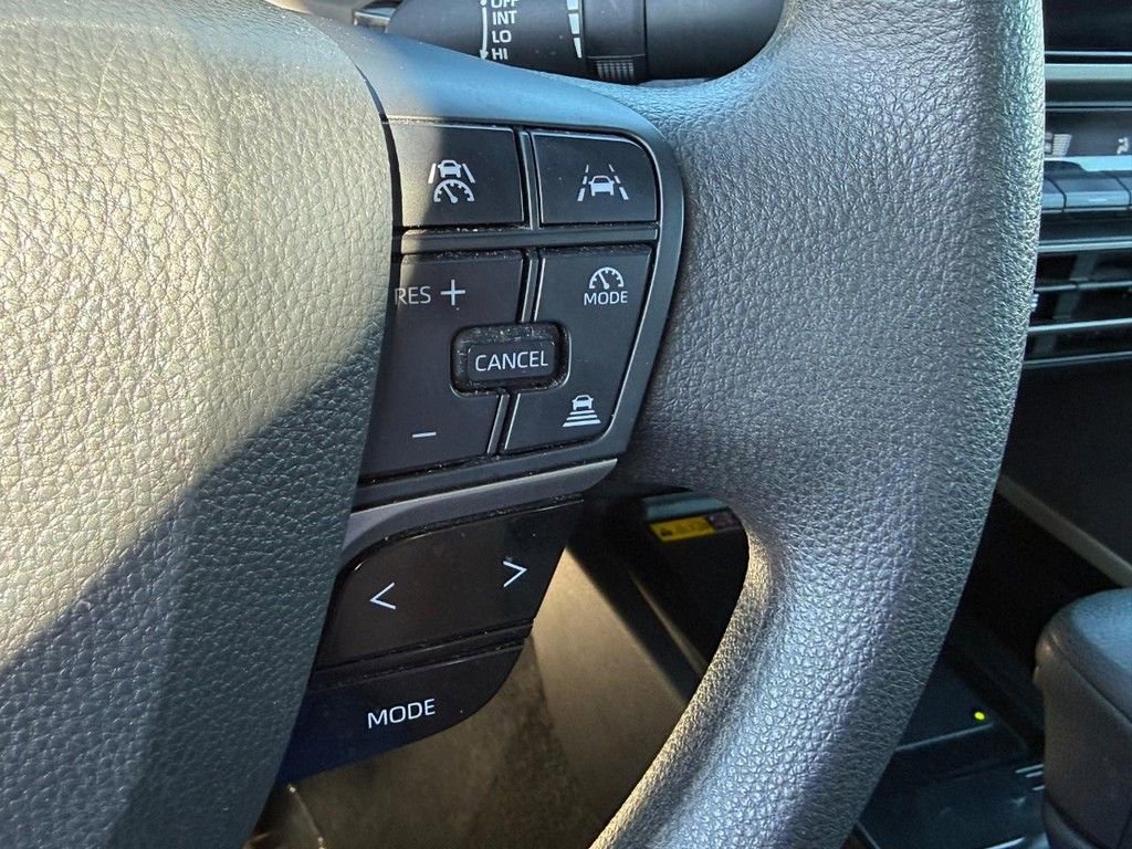 Used 2025 Toyota Camry LE image 18