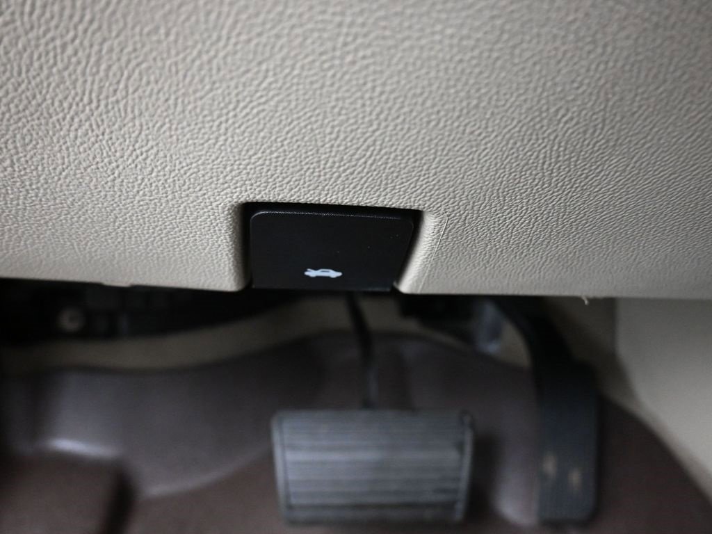 Used 2020 GMC Yukon Denali image 28