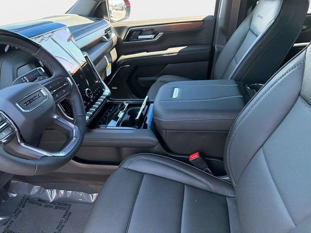 New 2026 GMC Yukon XL Denali w/ Denali Reserve Package image 22