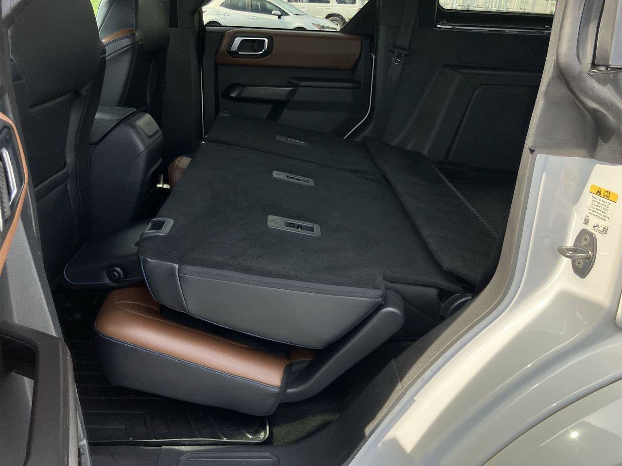 Used 2024 Ford Bronco Outer Banks AWD/4WD image 27